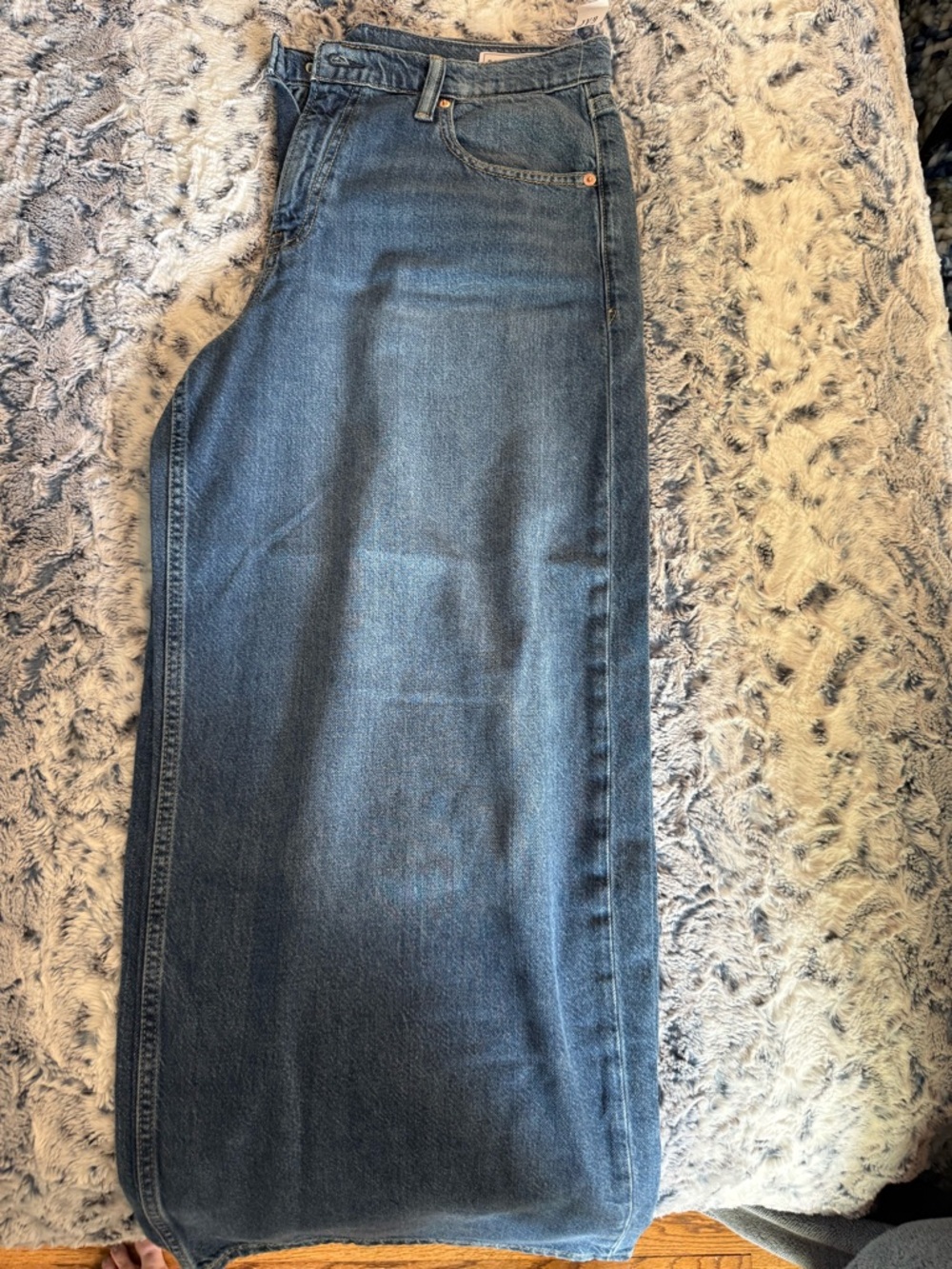 GAP Baggy Mid Rise Ultrasoft Denim Jeans - Medium Blue - Picture 3 of 3